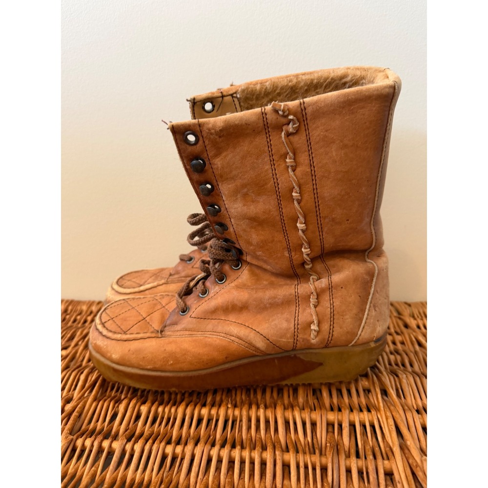 Vintage 70s Romanian Shearling Leather Moc Toe Lace Up Boots Faux Fur Lined 7W